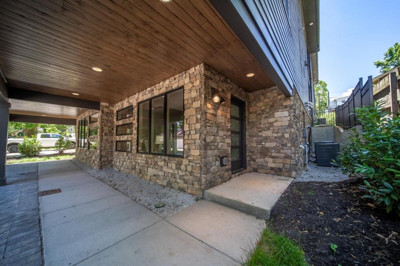 Sojourners Haven - 2 Mi To Downtown & Broadway Villa Nashville Bagian luar foto
